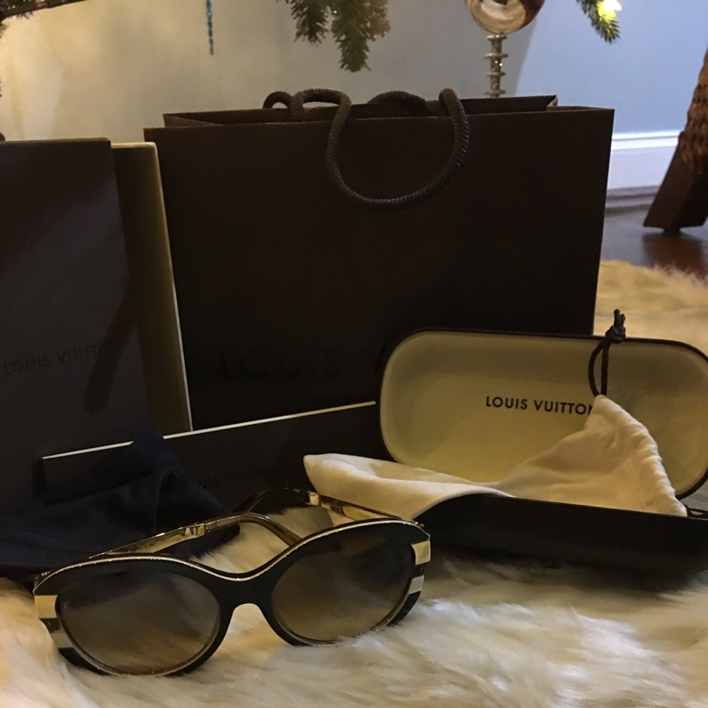Authentic Louis Vuitton Sunglasses